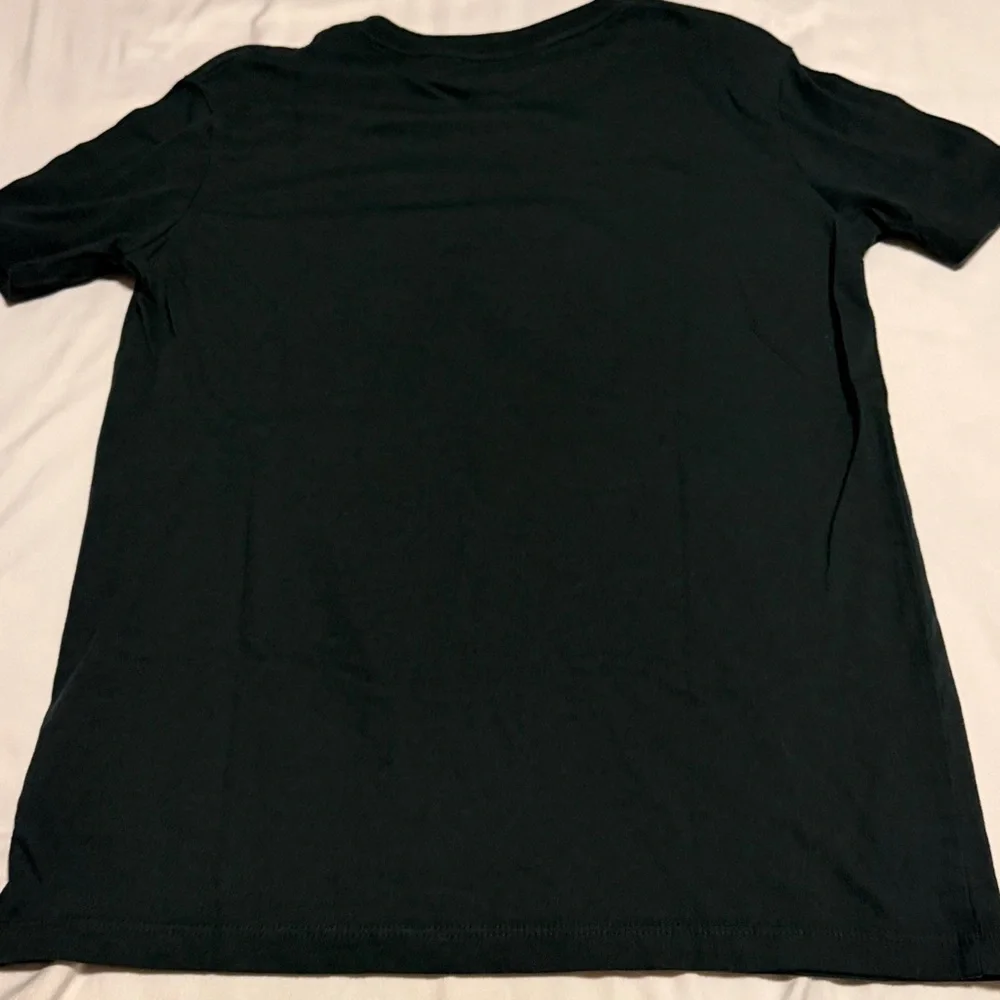 Old Navy Dark Green T-Shirt